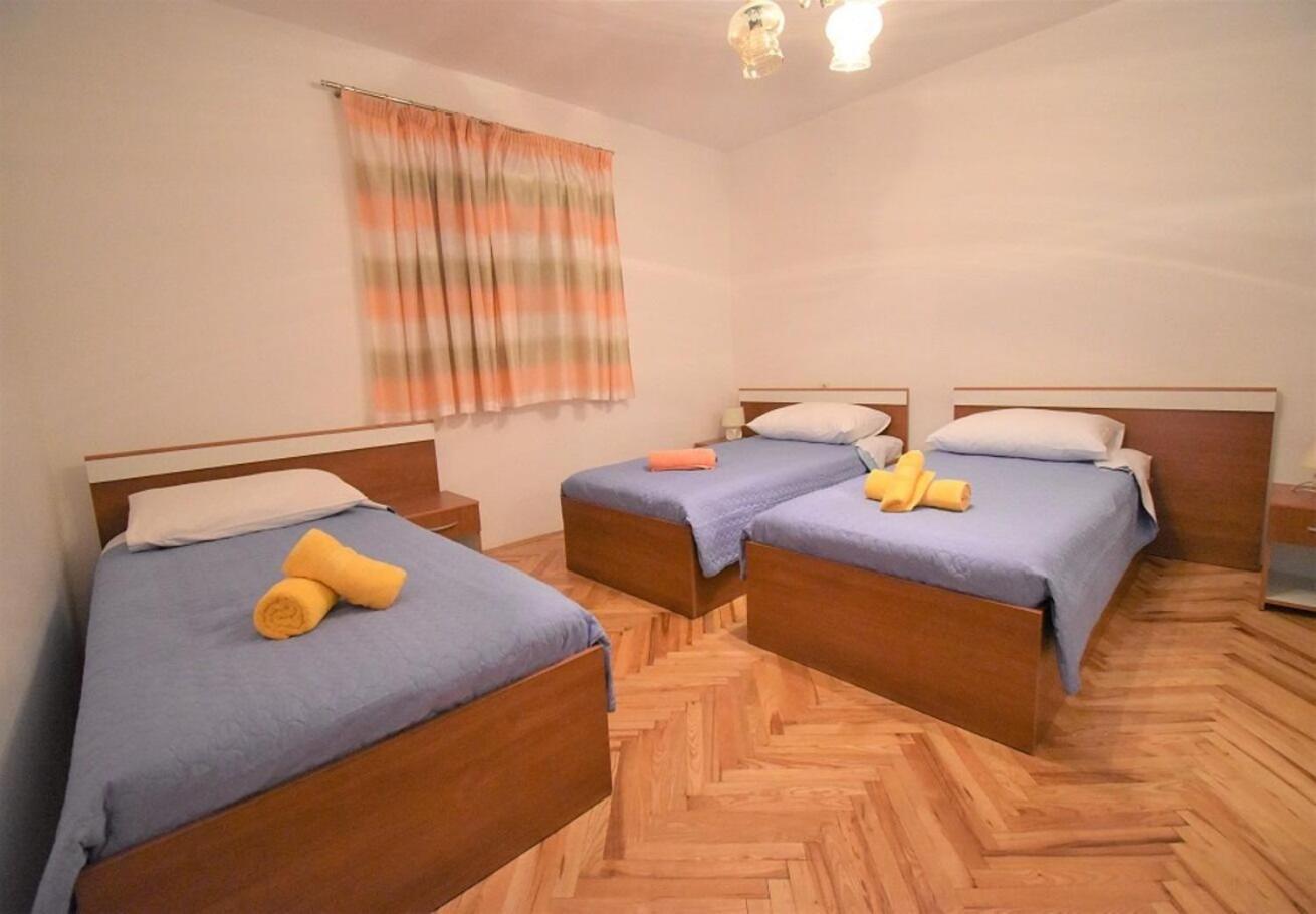 Holiday Home Branka - 80 M From Beach Vir Exterior photo